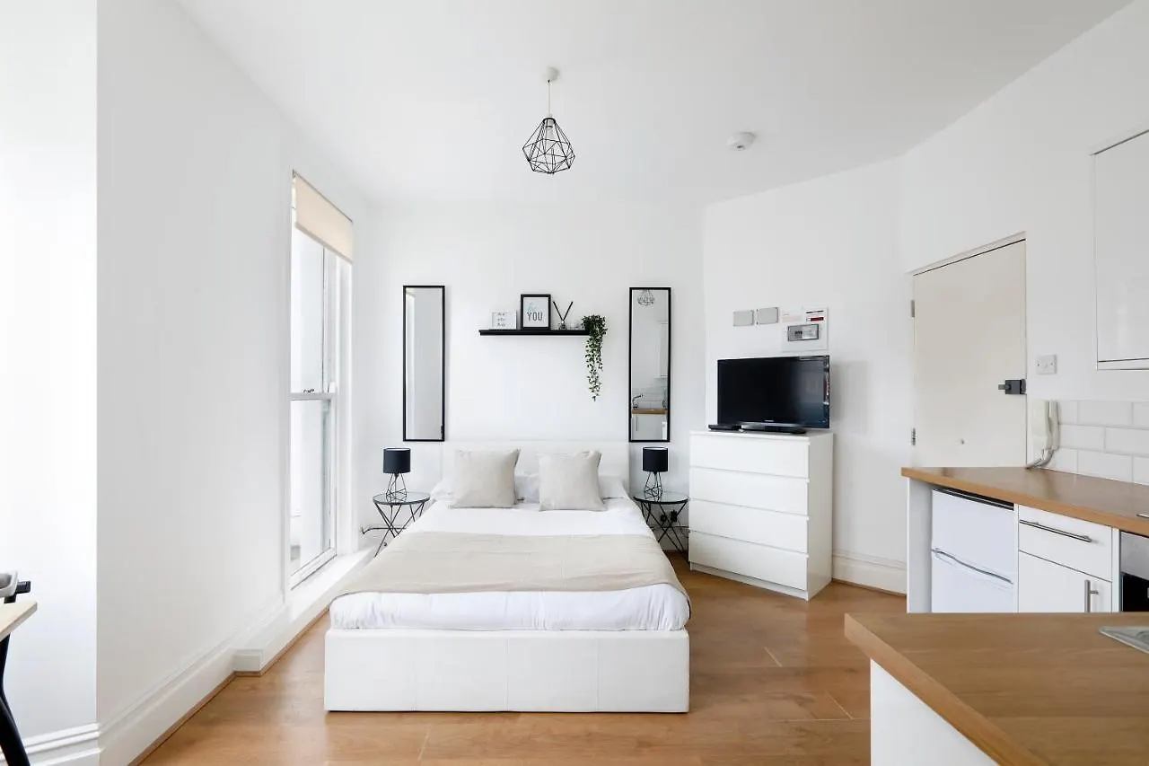 Stanford Avenue Apartment Brighton