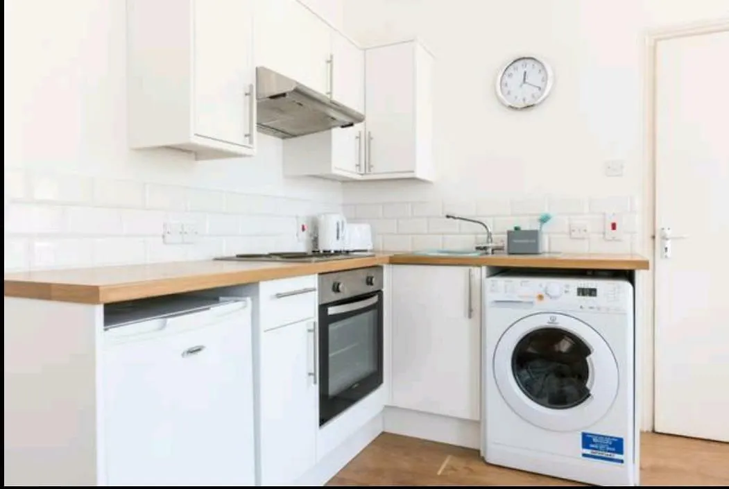 Stanford Avenue Apartment Brighton